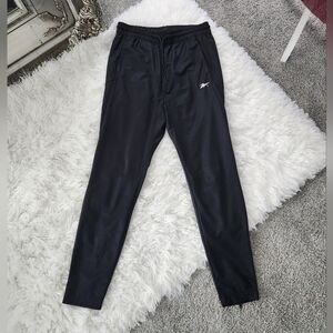 Reebok Train Knit Pant Size Small. New.